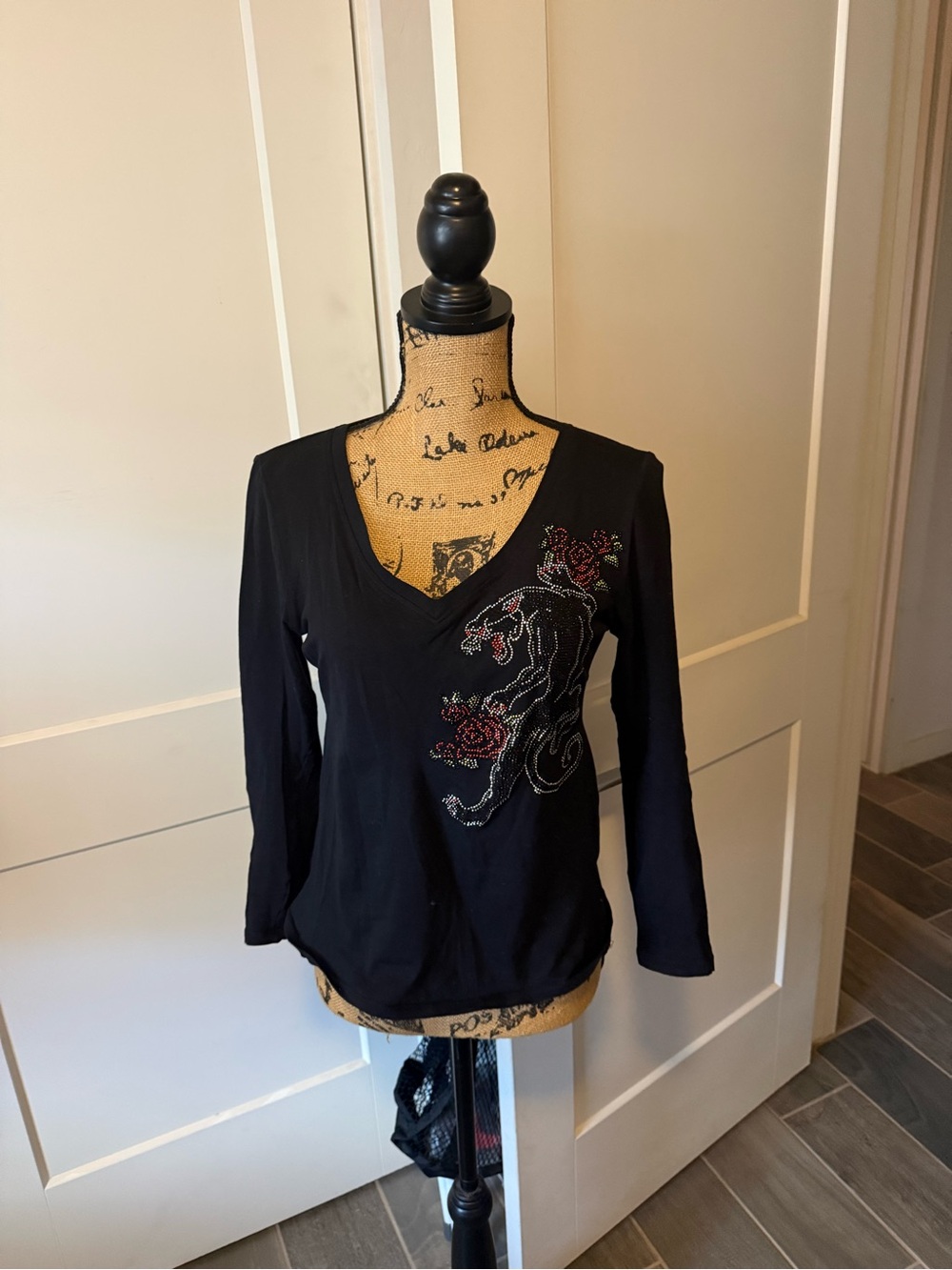 Black V-Neck Long Sleeve Top with Embroidered Panther and Roses